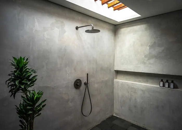 Zarrin Bali Luxury 3 Bedroom Villa Seminyak (Bali)